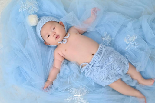 东方怀孕热敷屁股畸形